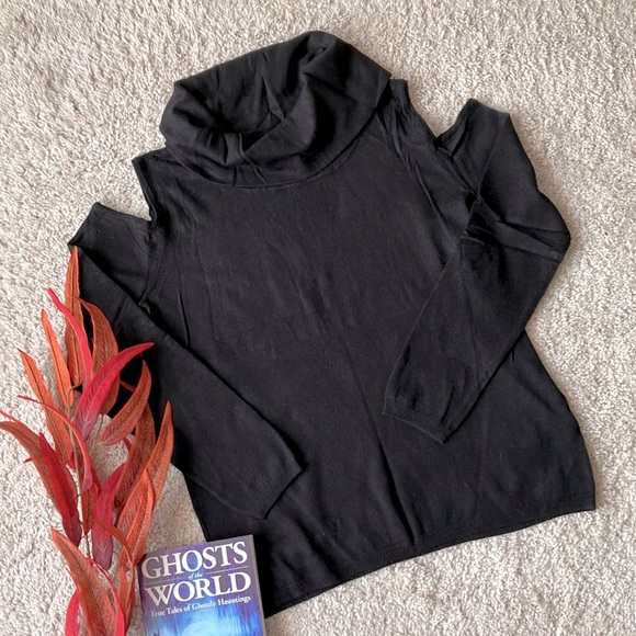 Buffalo | Cold Shoulder Sweater - Picture 1 of 8